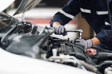 Pr&eacute;paration de voitures de comp&eacute;tition, les &eacute;tapes indispensables